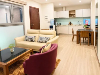 带阳台的两居室公寓 — Sumitomo 3 Apartment for Japanese at 535 Kim Ma